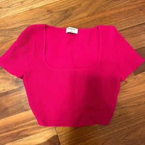 Aritzia top Hot pink Size S